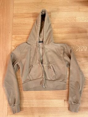 Brandy Melville Cropped Hooded Zip Sweatshirt in Tan